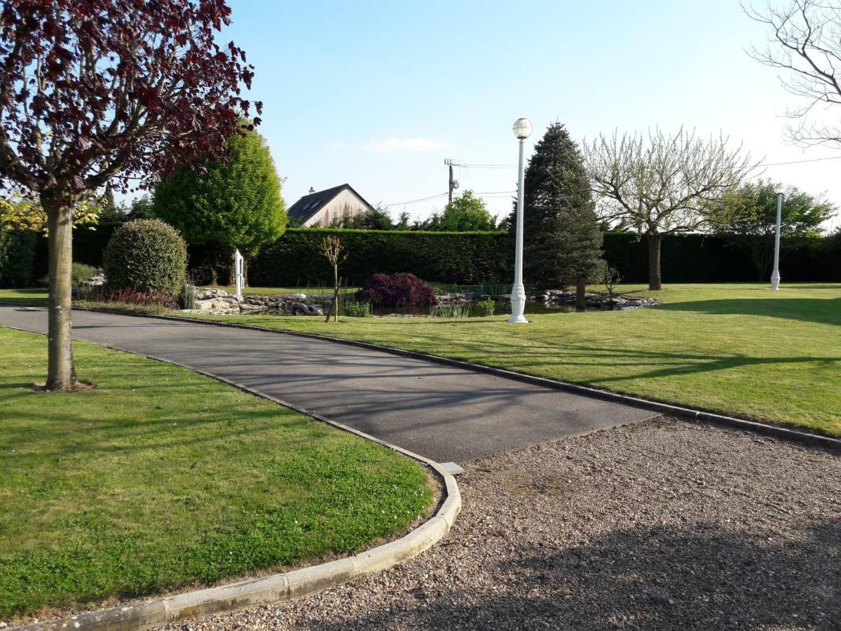 Gite La Pinetterie Civray-de-Touraine Exterior foto